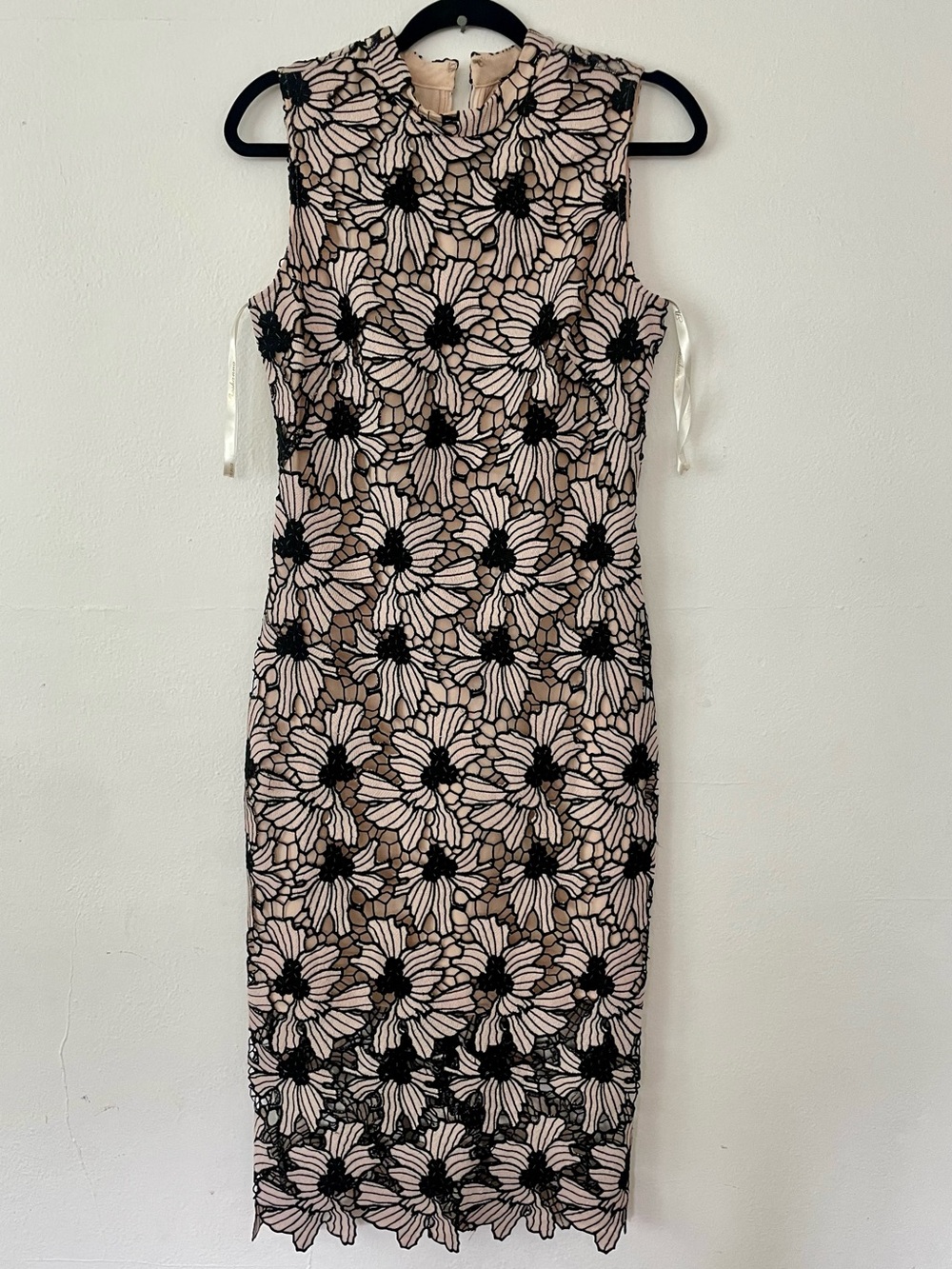 Shoshanna Midnight Sleeveless Floral Lace Sheath Dress - Size 6